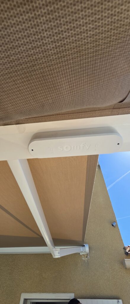 Volets roulants solaires Bubendorff blanc RAL 9016 à Marseille La Valentine